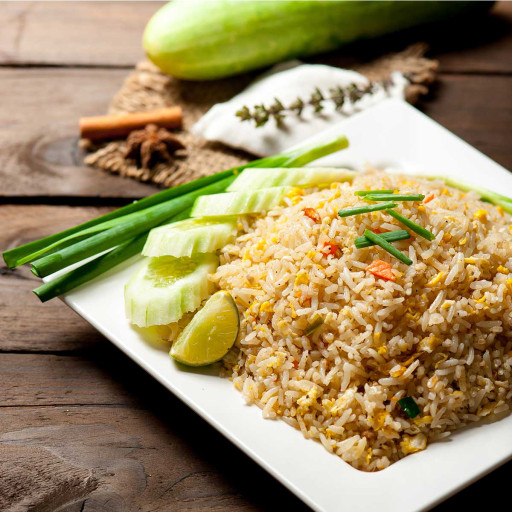 Riz chauffé à la morue et rougail gros piment
